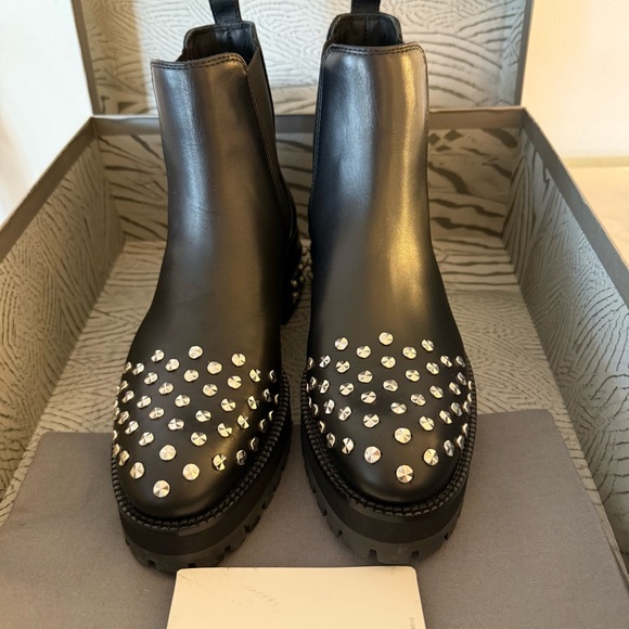 Alexander McQueen Black Embellished Chelsea Boot Size 6 NWT - Picture 8 of 10